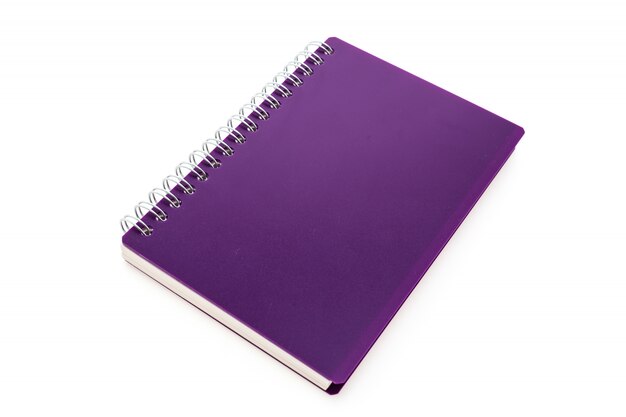 Libreta morada con anillas