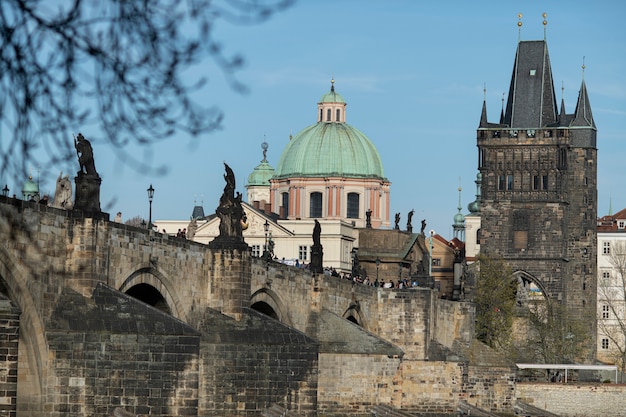 Foto gratuita limpie las calles de la ciudad de praga