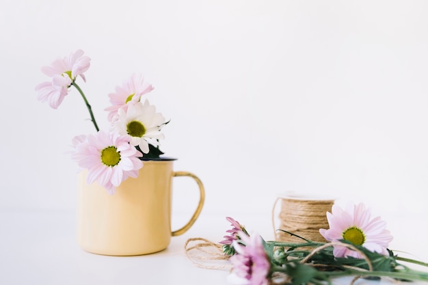 Linda composición de flores