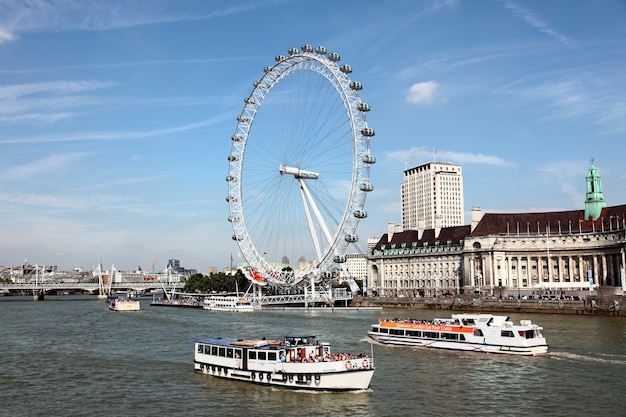 London eye con el río támesis