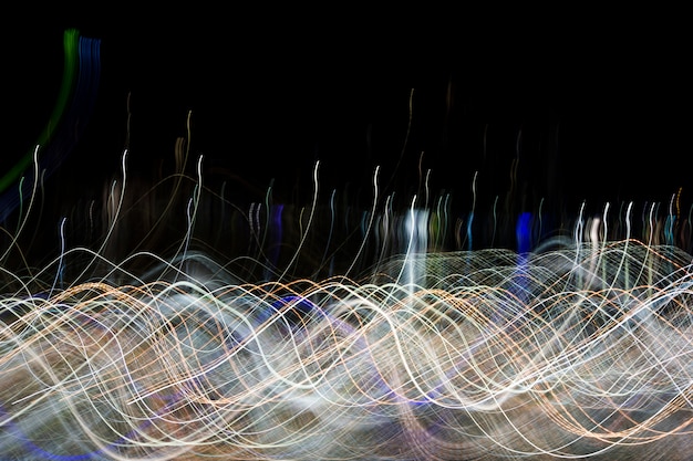 Luces borrosas de noche