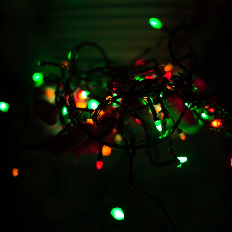 Foto gratuito luces de cadena de navidad