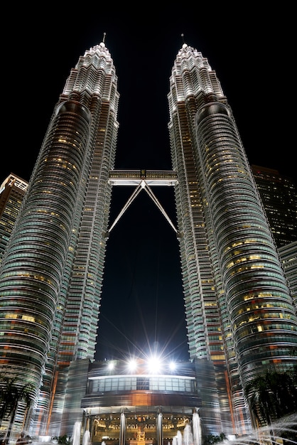 luces hermane malasia edificio