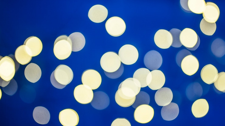 Foto gratuito luces de primer plano en azul
