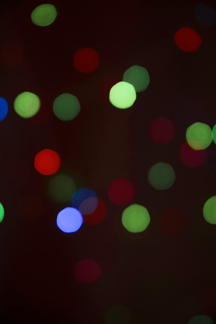 Foto gratuito luz borrosa de muchas luces en la oscuridad