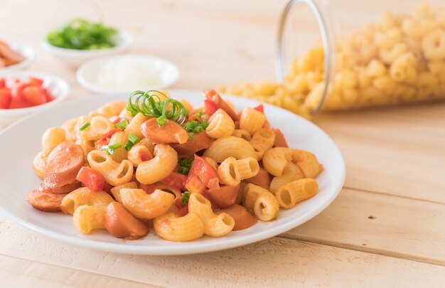 macarrones con salchicha