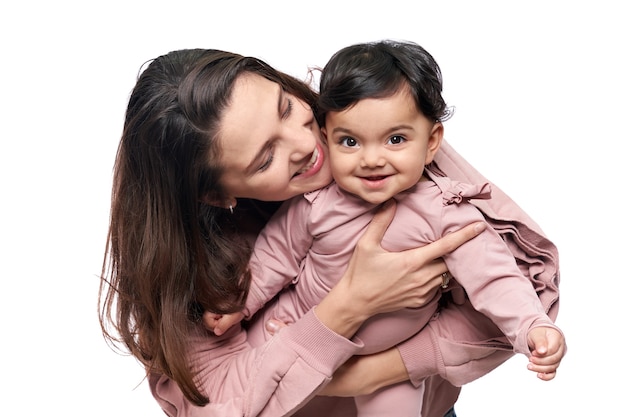 Foto gratuita madre e hija divirtiéndose