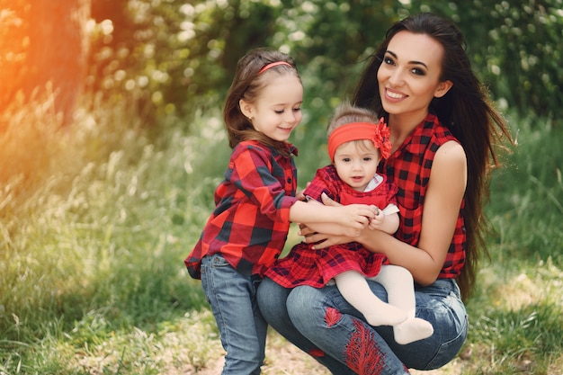 Foto gratuita madre con hija