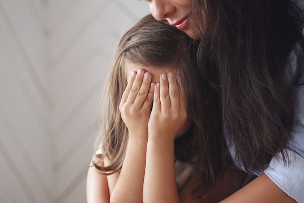 Foto gratuita madre con hija