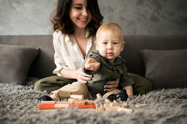 Madre y su hijo