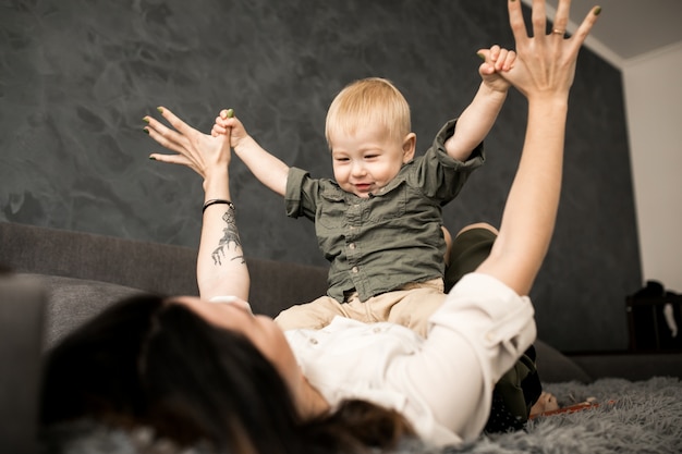 Madre y su hijo