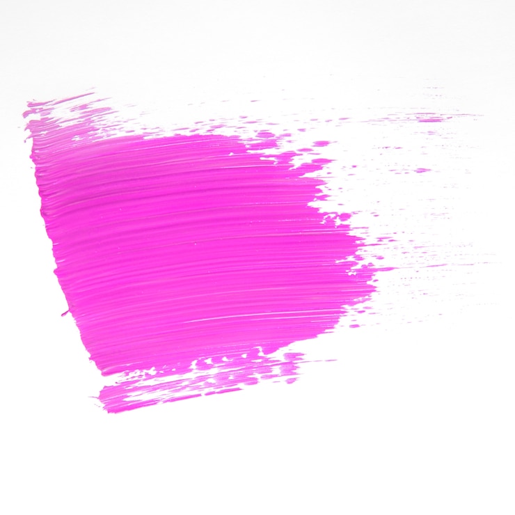 Foto gratuito mancha de pintura rosa en blanco