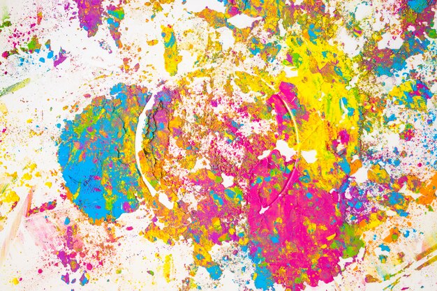 Las manchas coloridas de diferentes colores secos