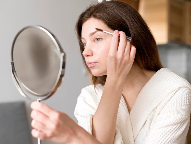 Maquillaje de cejas