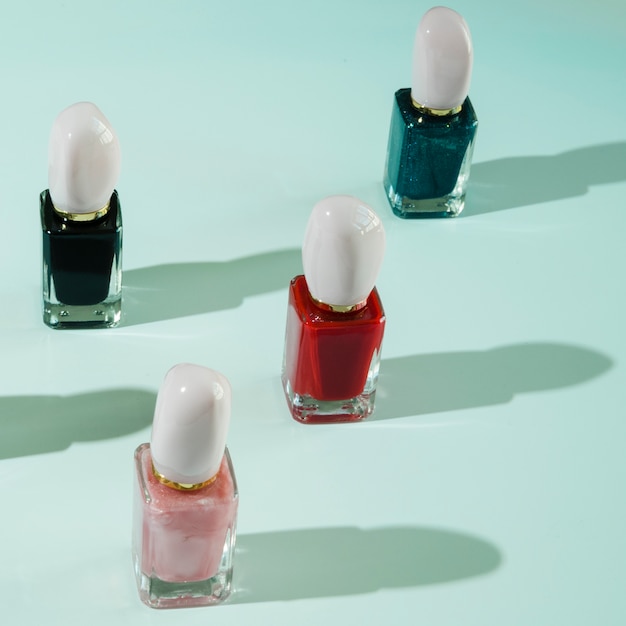 Maquillaje de esmalte de uñas