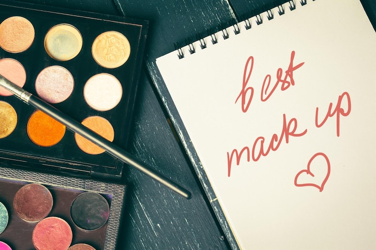 Foto gratuito maquillaje paleta de sombras de ojos de colores