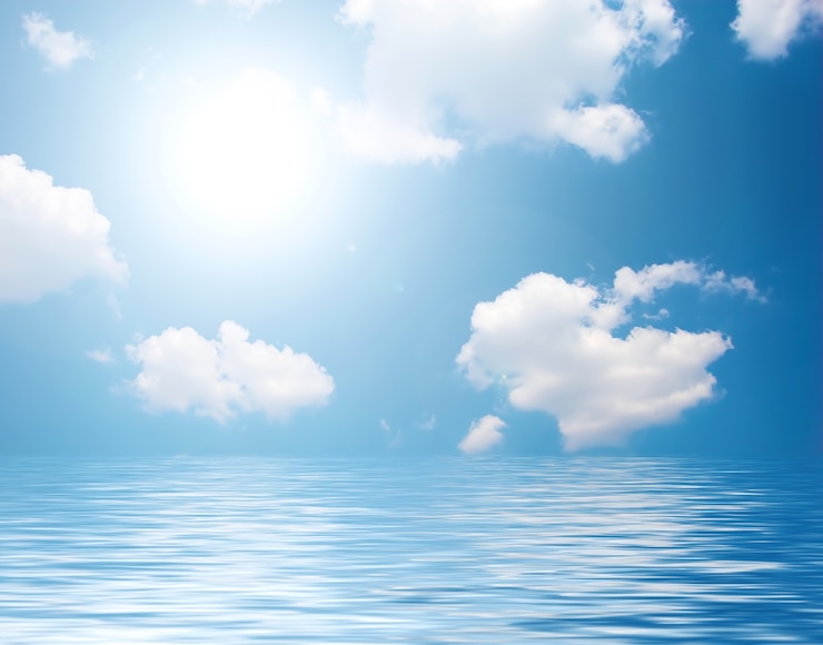 Foto gratuito mar con nubes