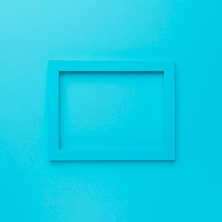 Foto gratuito marco azul sobre fondo azul