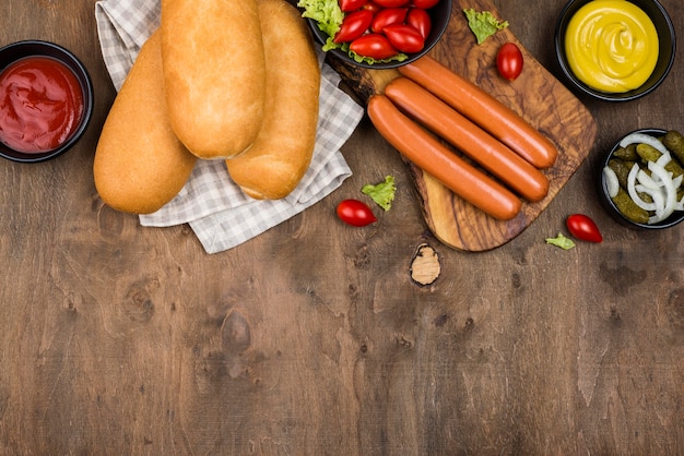 Foto gratuita marco de comida con espacio de copia plano.