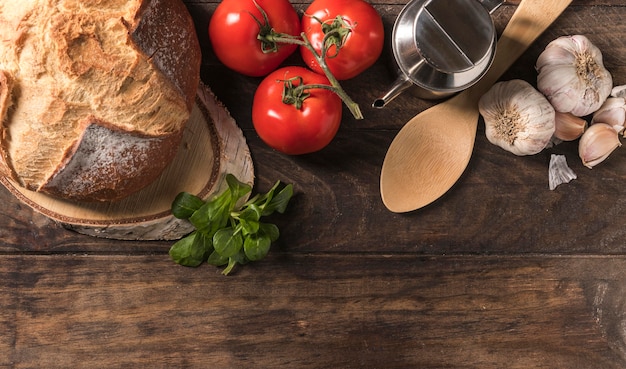 Foto gratuita marco de comida plano con espacio de copia