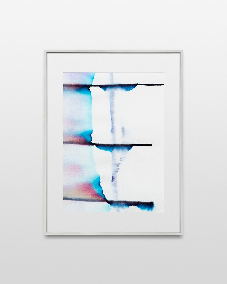 Foto gratuito marco de fotos con arte cromatográfico en la pared.