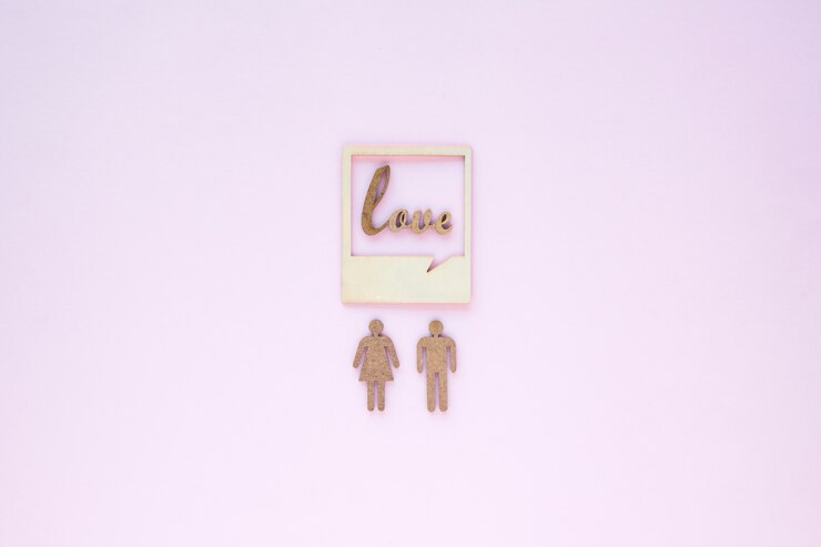 Foto gratuito me encanta escribir sobre pareja heterosexual