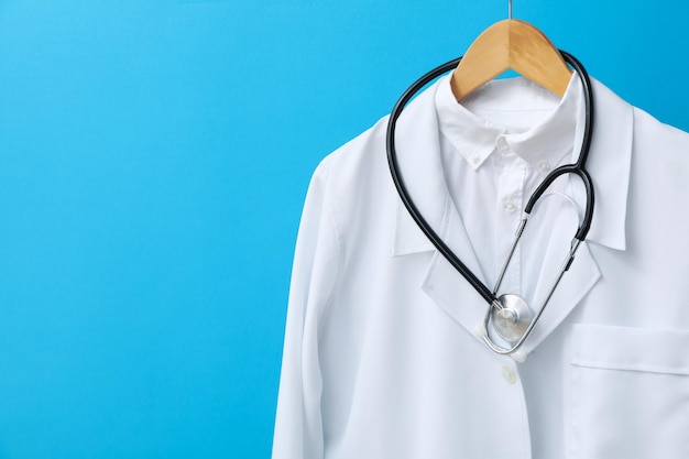 Foto gratuita medicina uniforme cuidado de la salud día de los trabajadores médicos espacio para texto