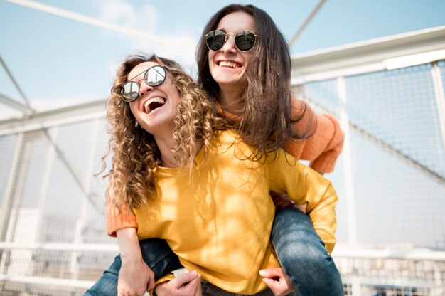 Las mejores amigas que pasan tiempo juntas