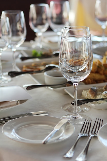 Mesa de banquete en restaurante