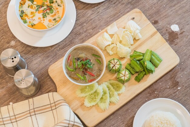 mezcla de comida tradicional tailandesa