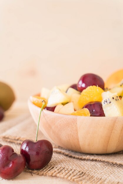 mezcla de fruta en rodajas