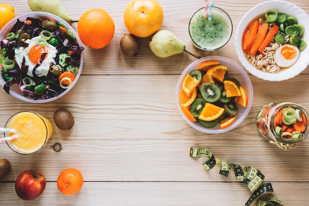 Mida la cinta cerca de la comida saludable