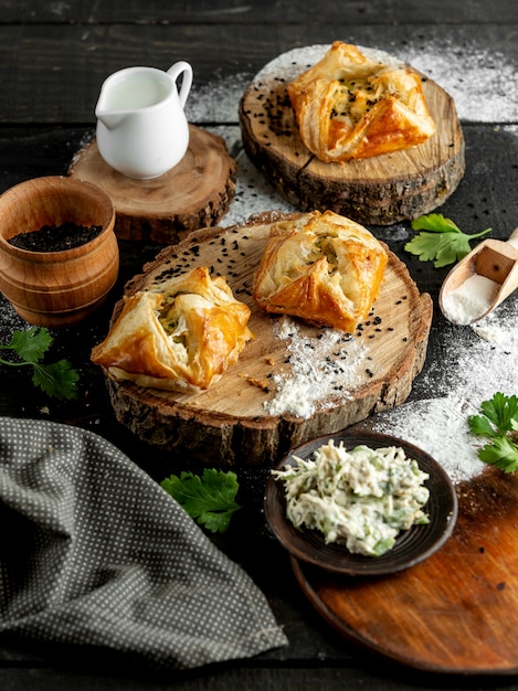 Mini cazuela con ensalada