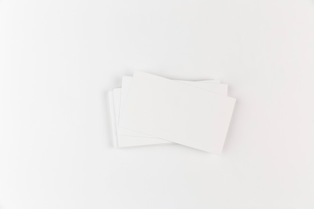 Mock up de tarjetas de visitas en blanco 