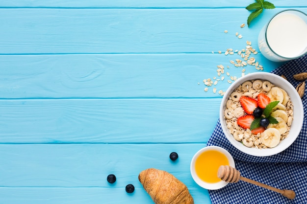 Mockup flat lay de mesa de desayuno con copyspace