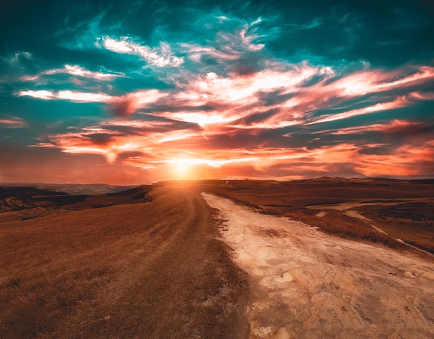 Montaña Da Boa Vista durante una hermosa puesta de sol