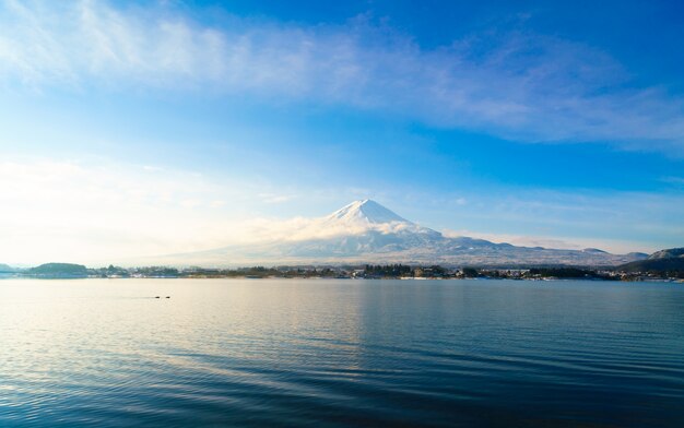 Monte Fuji y el lago Kawaguchi, Japón