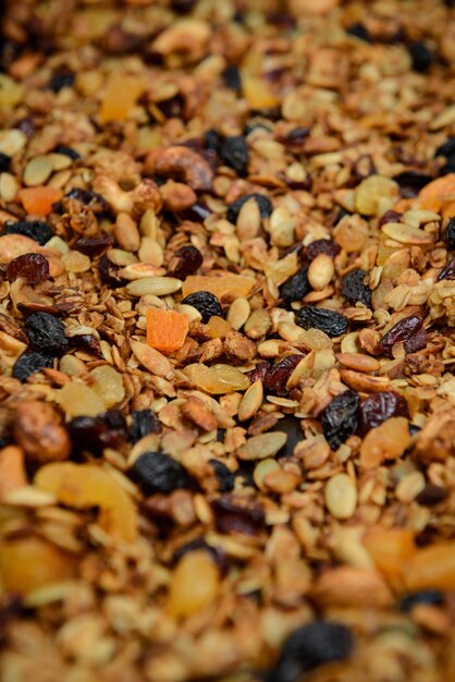 Muesli granola frutos secos. De cerca.