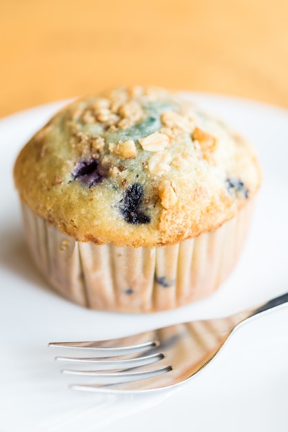 Foto gratuita muffin de arándanos