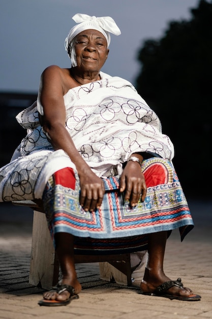 Mujer africana, mayor