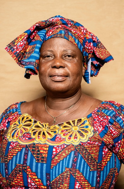 Mujer africana, mayor