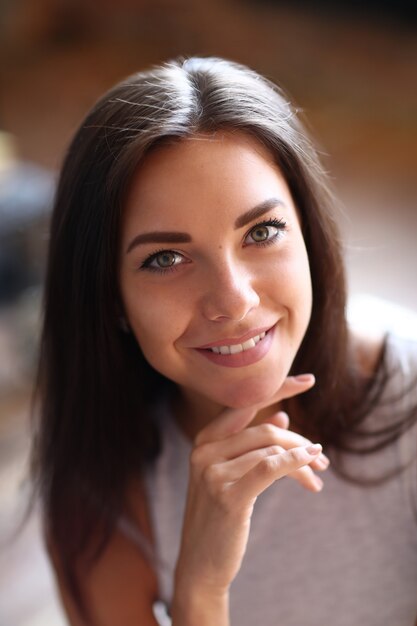 Mujer en casa