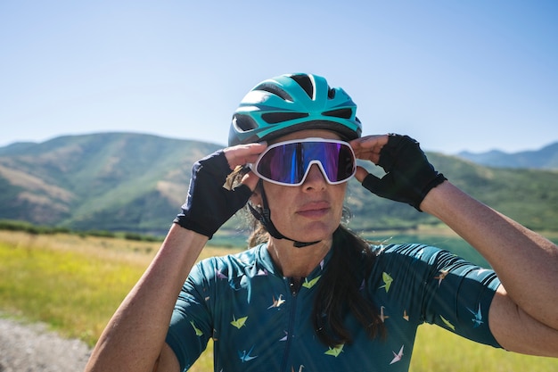 Mujer ciclista profesional