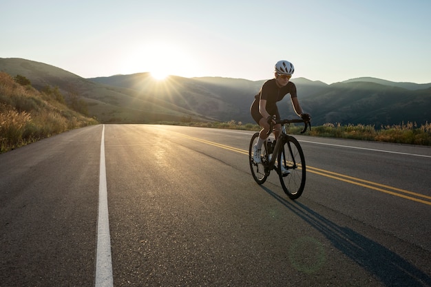 Mujer ciclista profesional