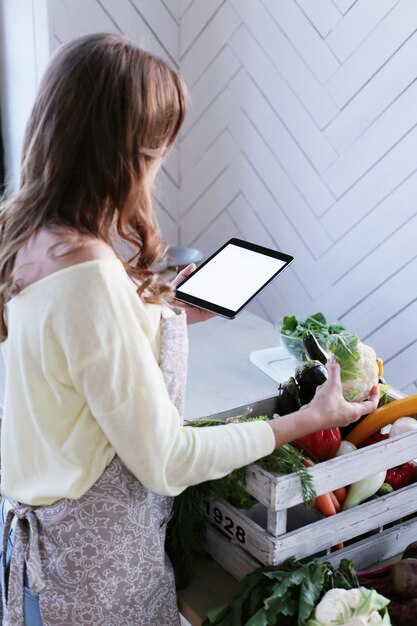 Mujer en la cocina