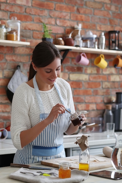 Mujer, cocina