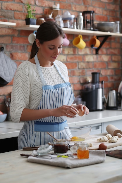 Foto gratuita mujer, cocina