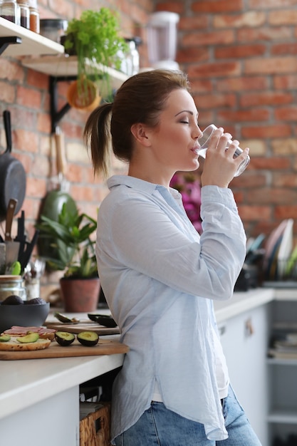 Mujer, en, cocina