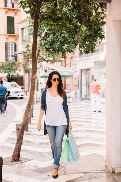 Mujer de compras