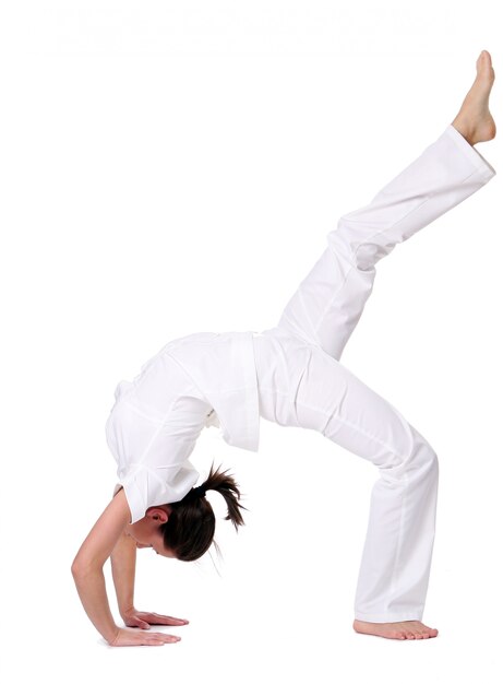 Mujer deporte haciendo ejercicio de yoga